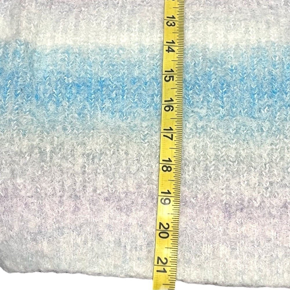 Wild Fable Cropped Ombre Fuzzy Sweater New Without Tag - Picture 9 of 9
